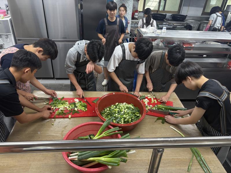 중고등부의 섬김-1